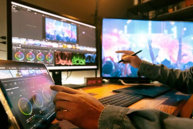 5 best film law services in Cuxhaven – clarifying production contracts and content rights